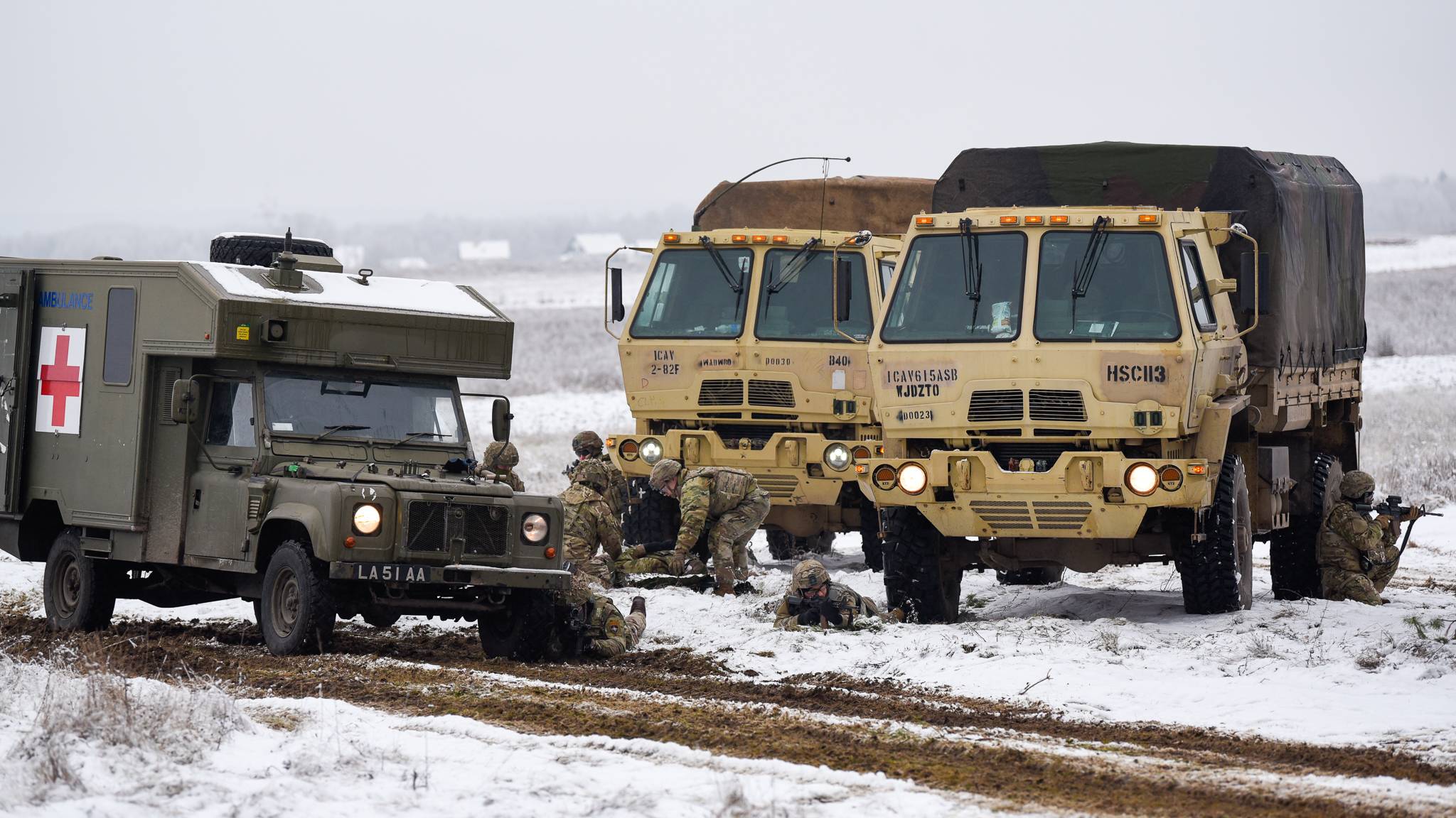 Войски на НАТО проведоха учение на границата с Беларус и Русия`